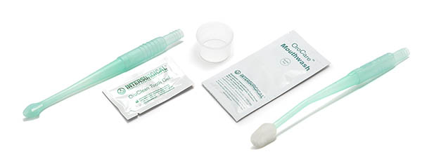 Kit completo di OroCare Aspire spazzolino per aspirazione, colluttorio con clorexidina, gel dentifricio, vaschetta e bastoncino per aspirazione OroCare Sensitive